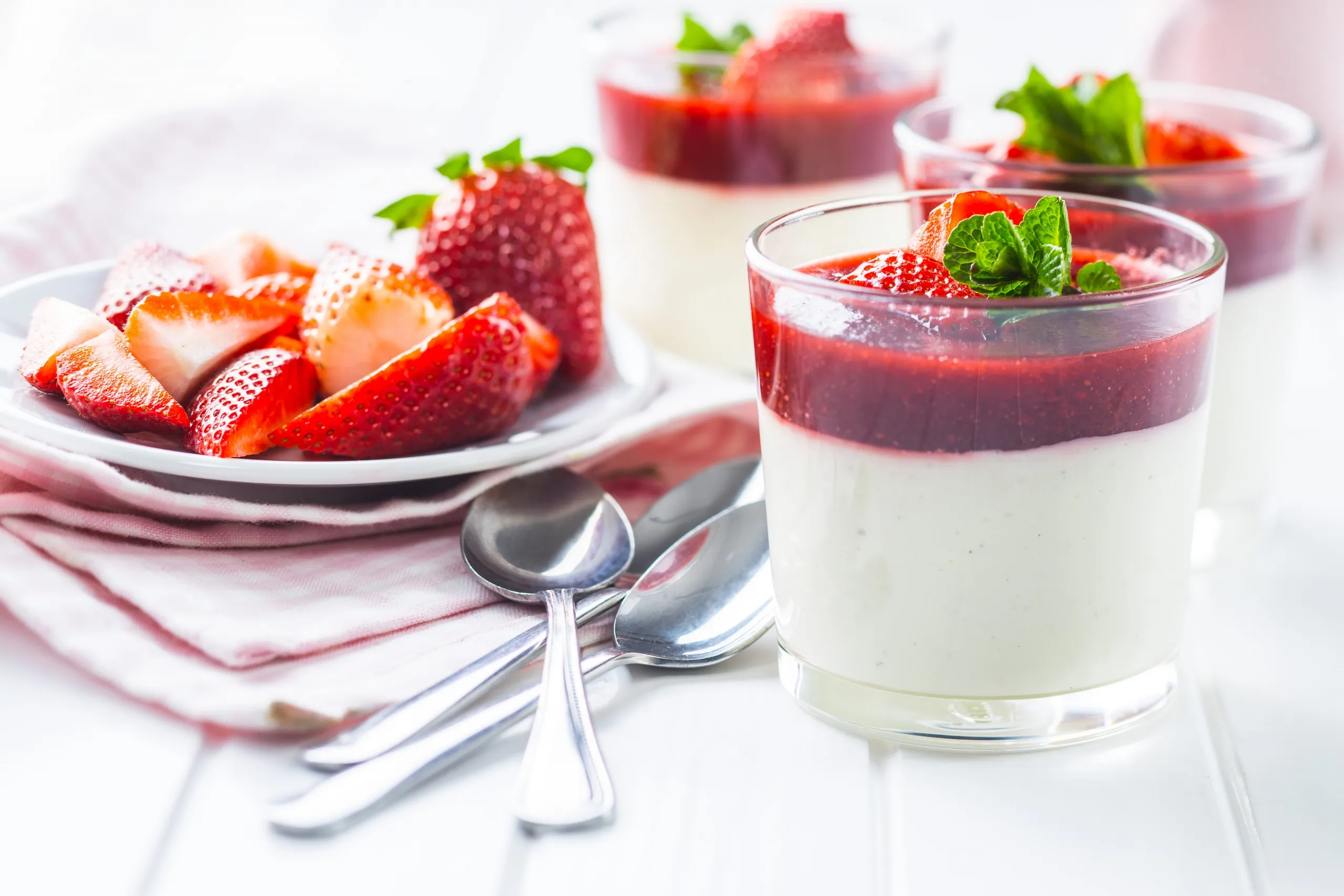 Panna Cotta z truskawkami